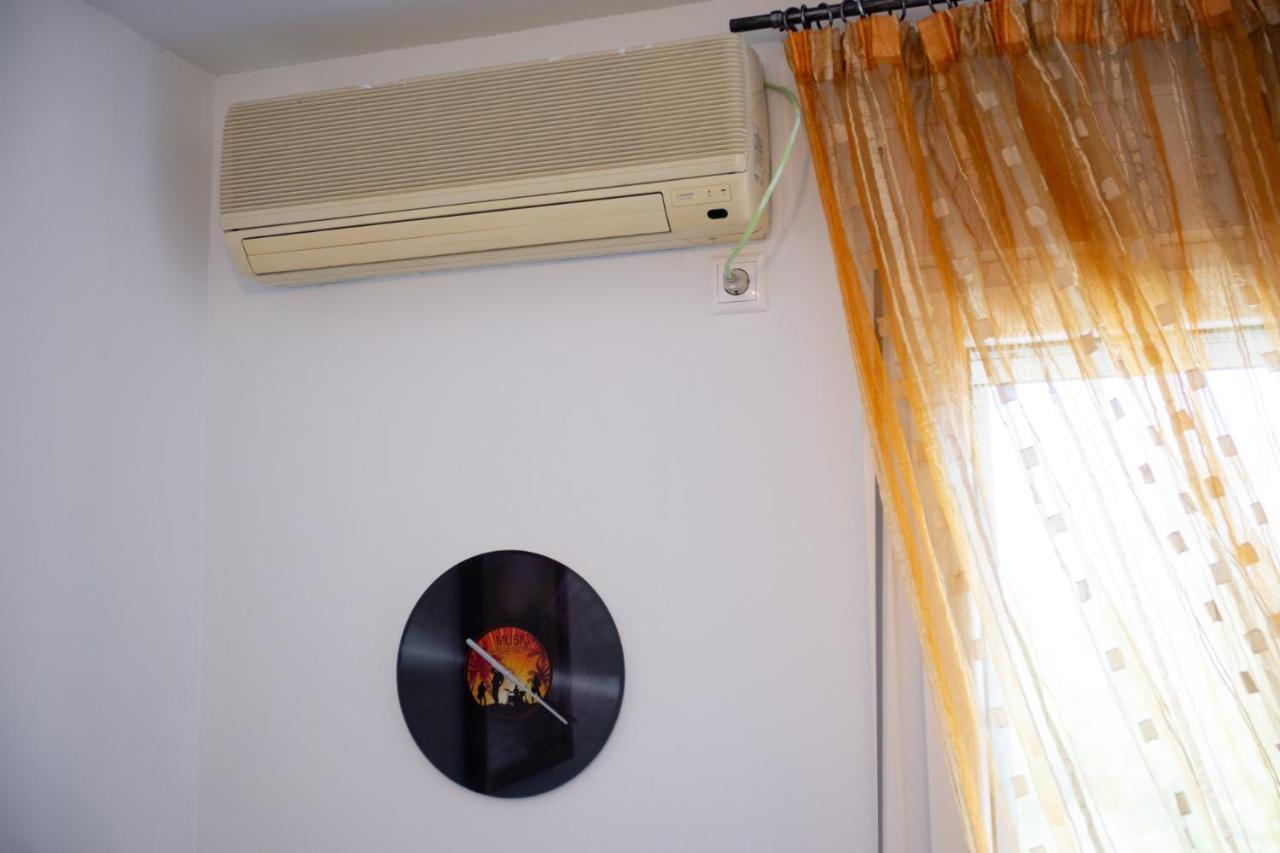 Quality Apartment In Aegaleo Athens Exterior photo