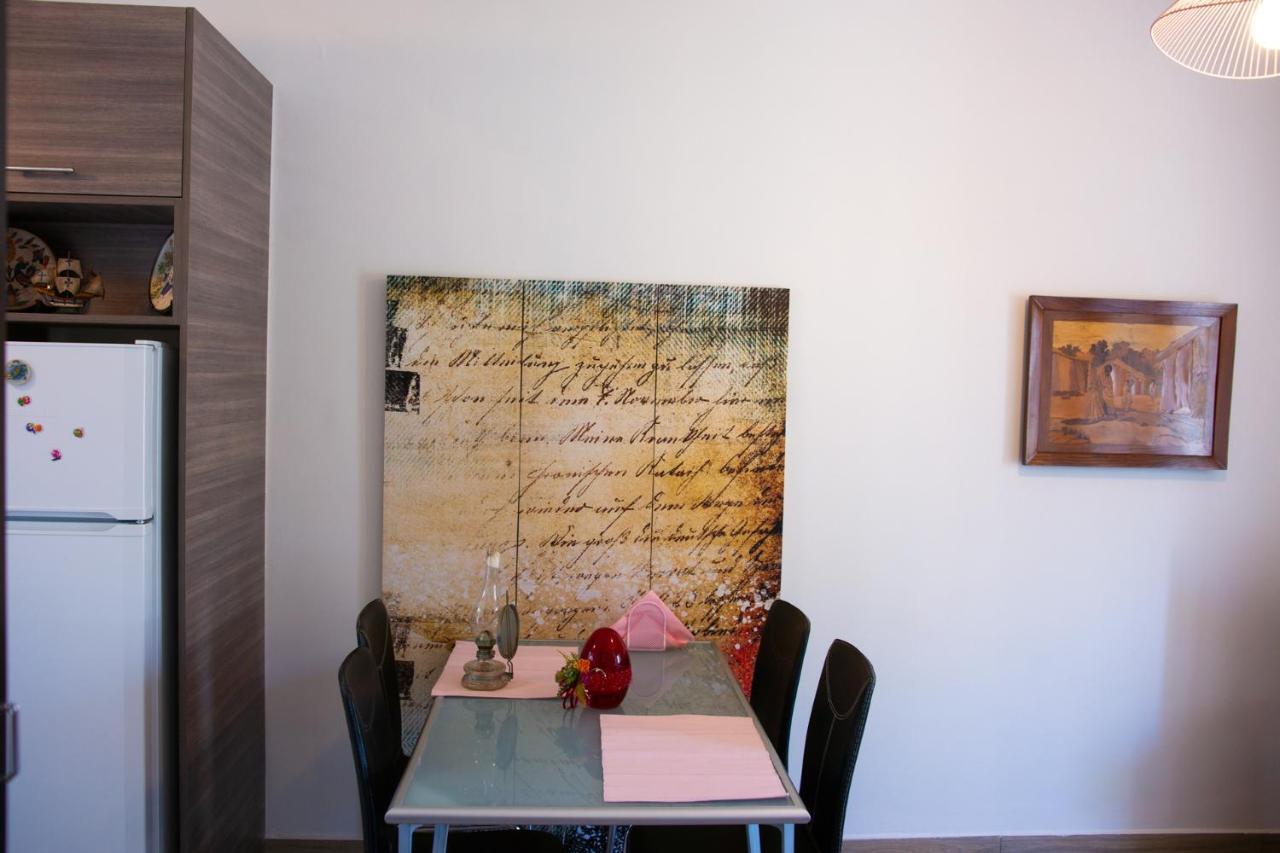 Quality Apartment In Aegaleo Athens Exterior photo